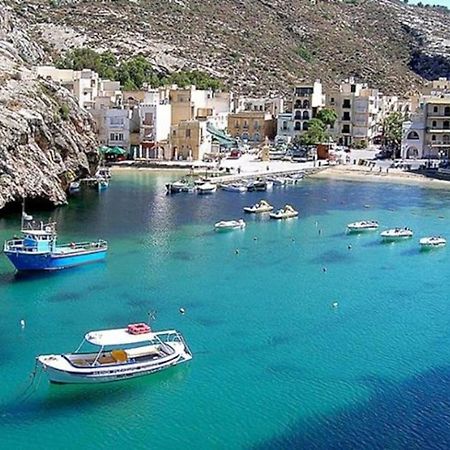 Seafront Penthouse With Terrace In Xlendi, Gozo Lejlighed Eksteriør billede